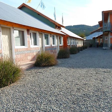 Junín de los Andes Apart Hotel Curahue מראה חיצוני תמונה